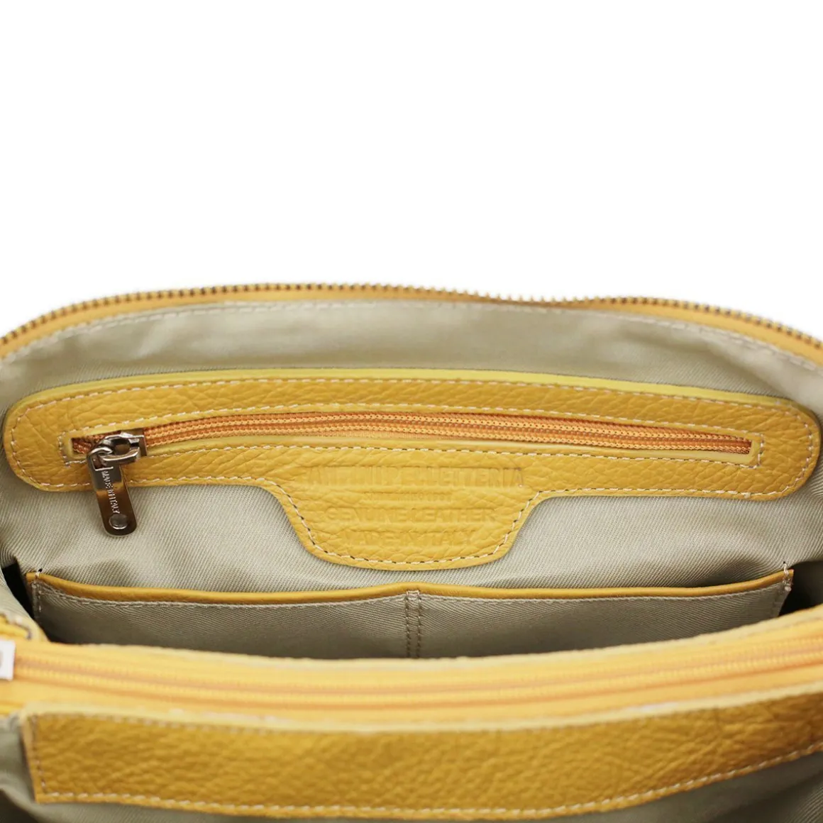 Borsa a tracolla in pelle martellata Roma