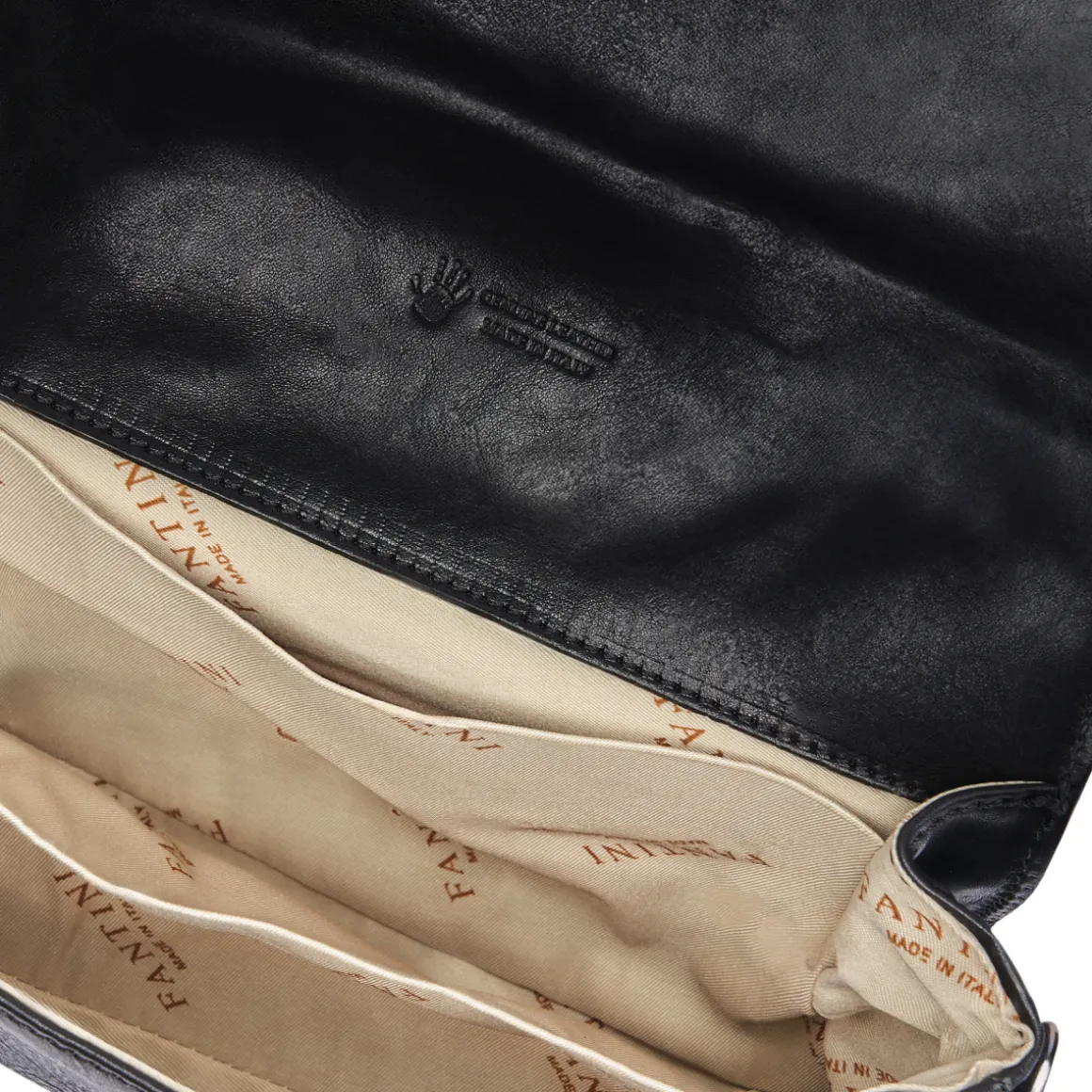 Borsa a tracolla in pelle Olivia