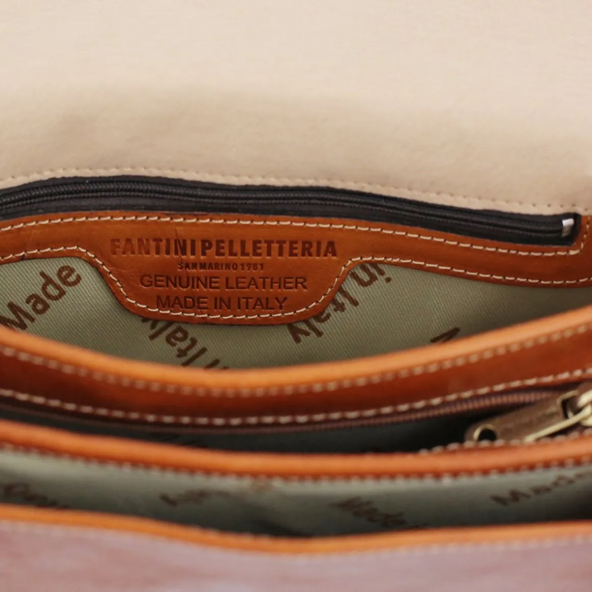 Borsa a tracolla in pelle Tolfa